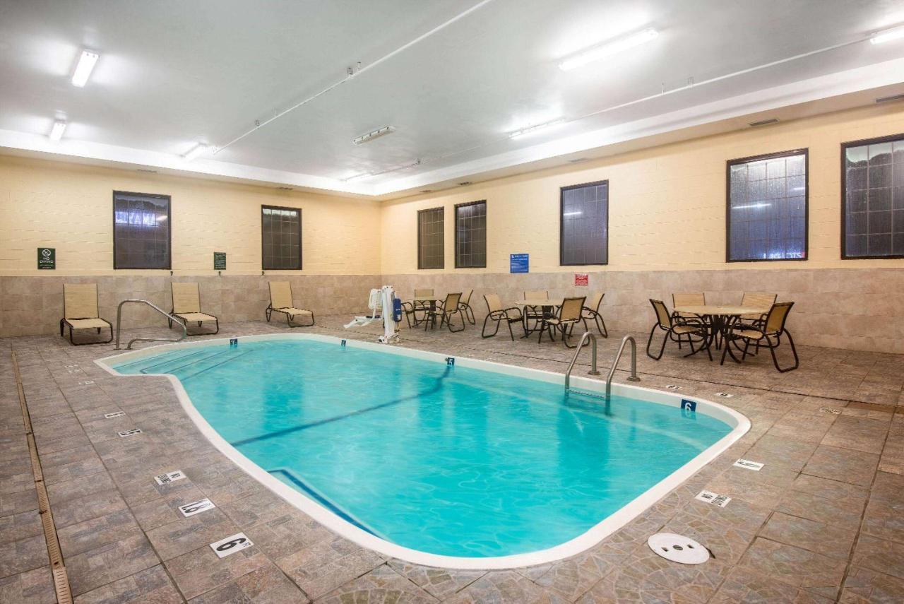 La Quinta Inn & Suites - New River Gorge National Park Summersville Eksteriør billede